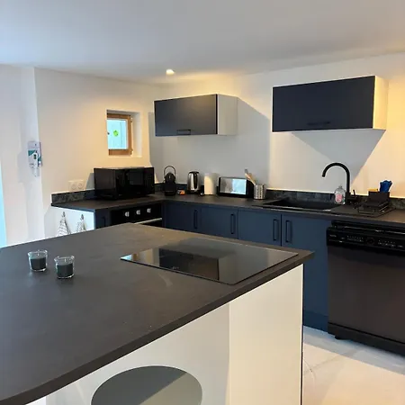 Atypique Entre Campagne Et 耶尔