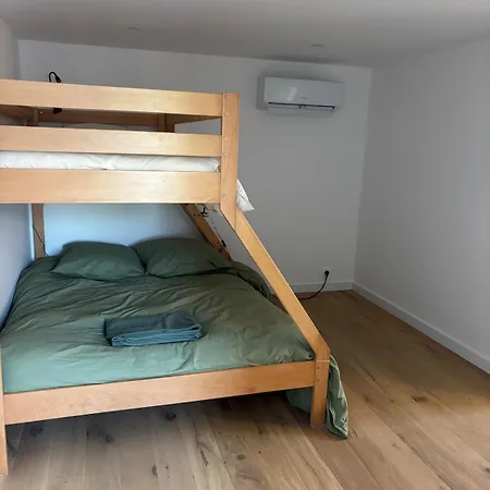 Holiday home Atypique Entre Campagne Et Hyeres