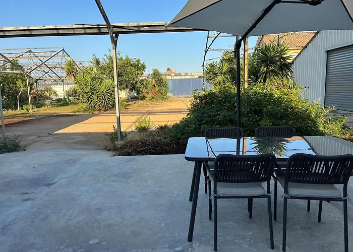 Hébergement de vacances Atypique Entre Campagne Et *