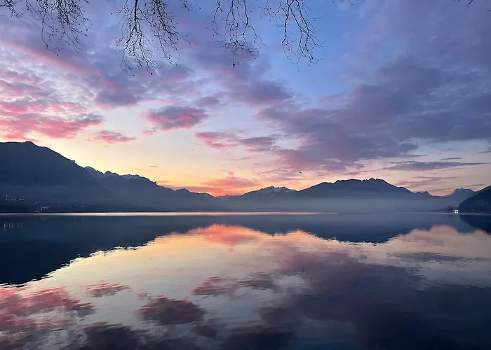 Atypique Entre Campagne Et