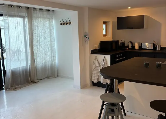 Atypique Entre Campagne Et *